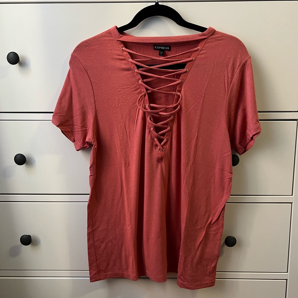 Express t shirt size S